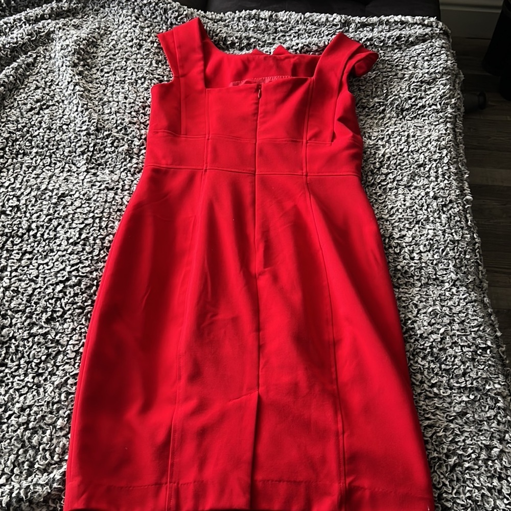 Calvin Klein   Dress  midi  holiday Red   flower detailed collar Size 6   EUC - Picture 4 of 10